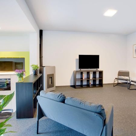 Modern Holiday Home In Scherpenheuvel With Infrared Sauna 외부 사진