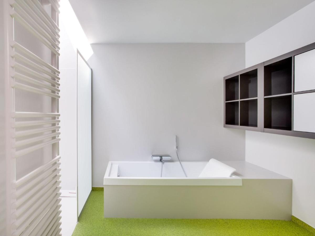 Modern Holiday Home In Scherpenheuvel With Infrared Sauna 외부 사진